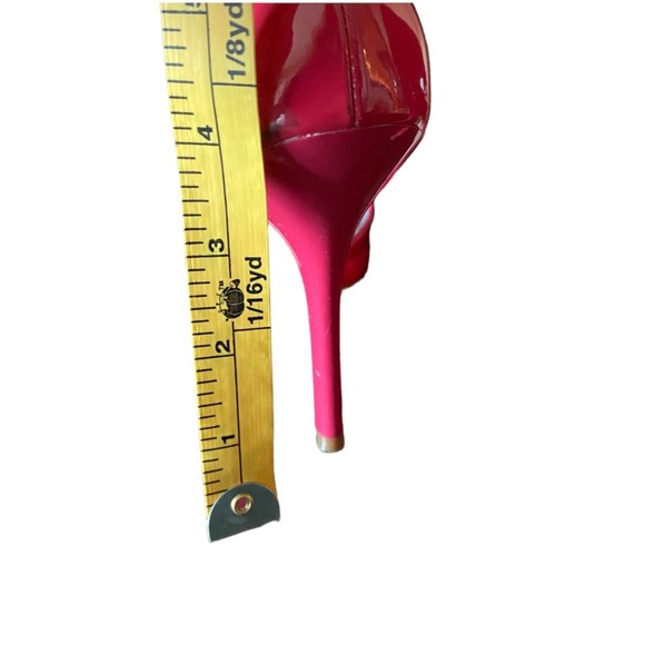 Guess Open Toe Heels Shoes with heart & logo accessories Size 7 Red - Picture 5 of 7